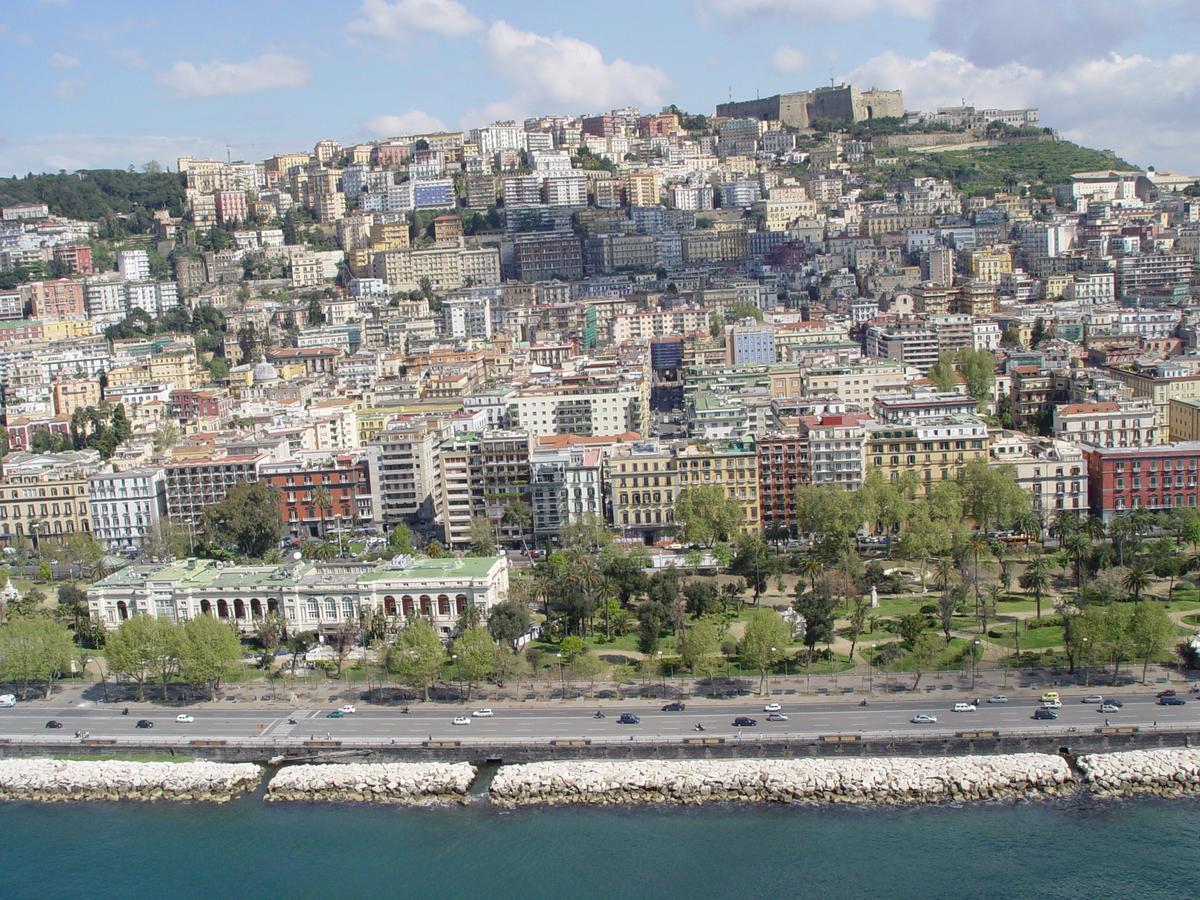 B&B A Casa Di Grazia Napoli Eksteriør bilde